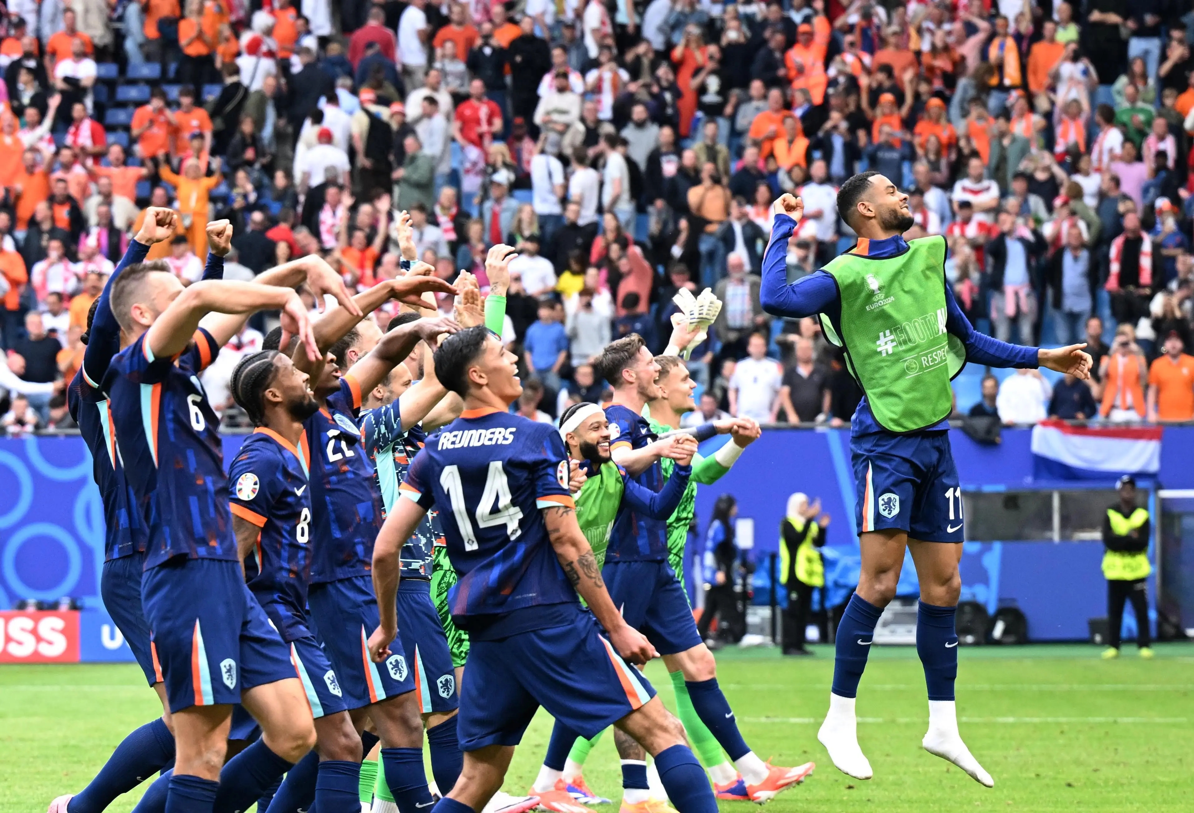 欧洲国家队角逐激情四射,比赛过程吸引眼球的简单介绍 欧洲国家队角逐激情四射,比赛过程吸引眼球的简单介绍