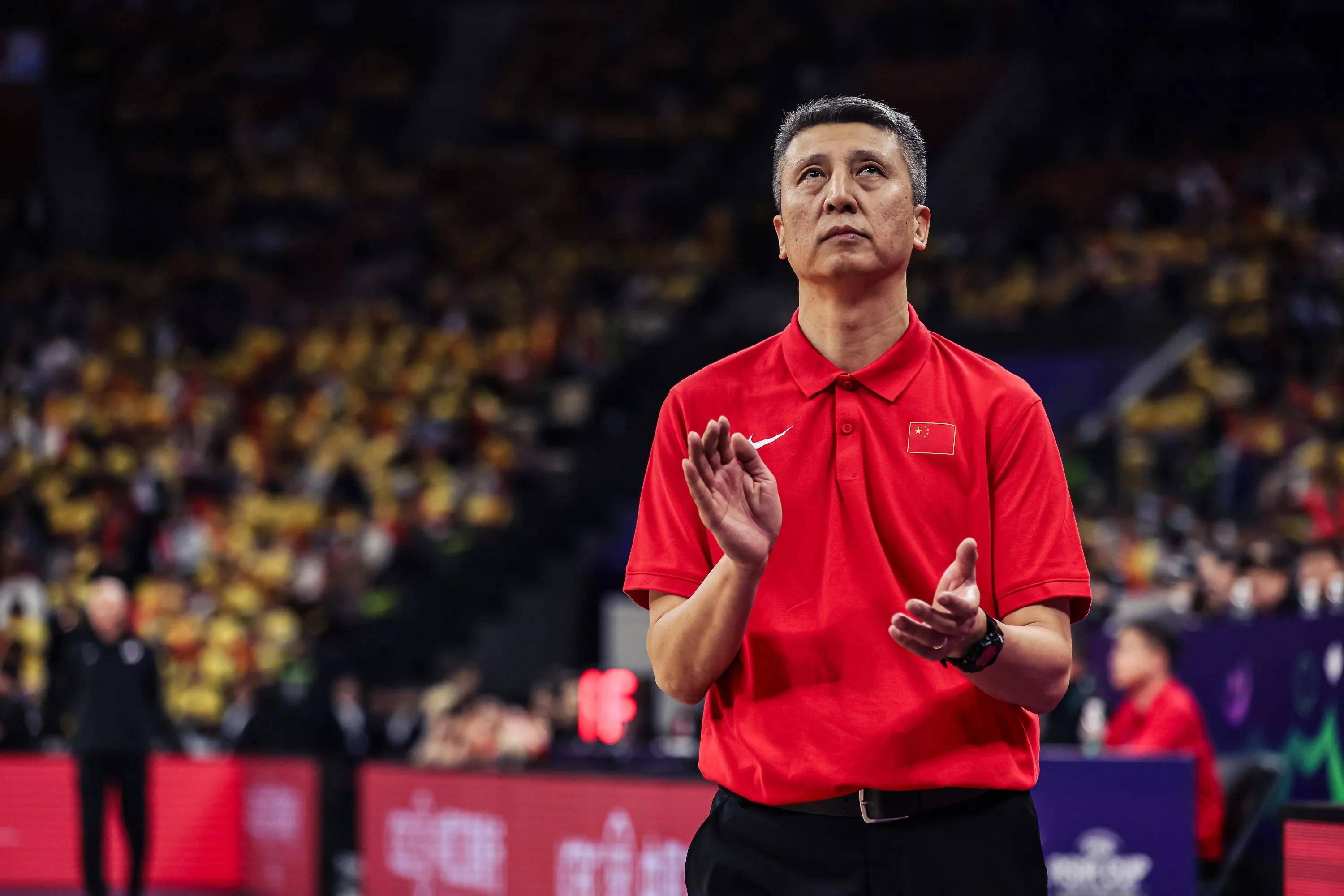 河北男篮遭遇惨败,球员表现出色 河北男篮遭遇惨败,球员表现出色