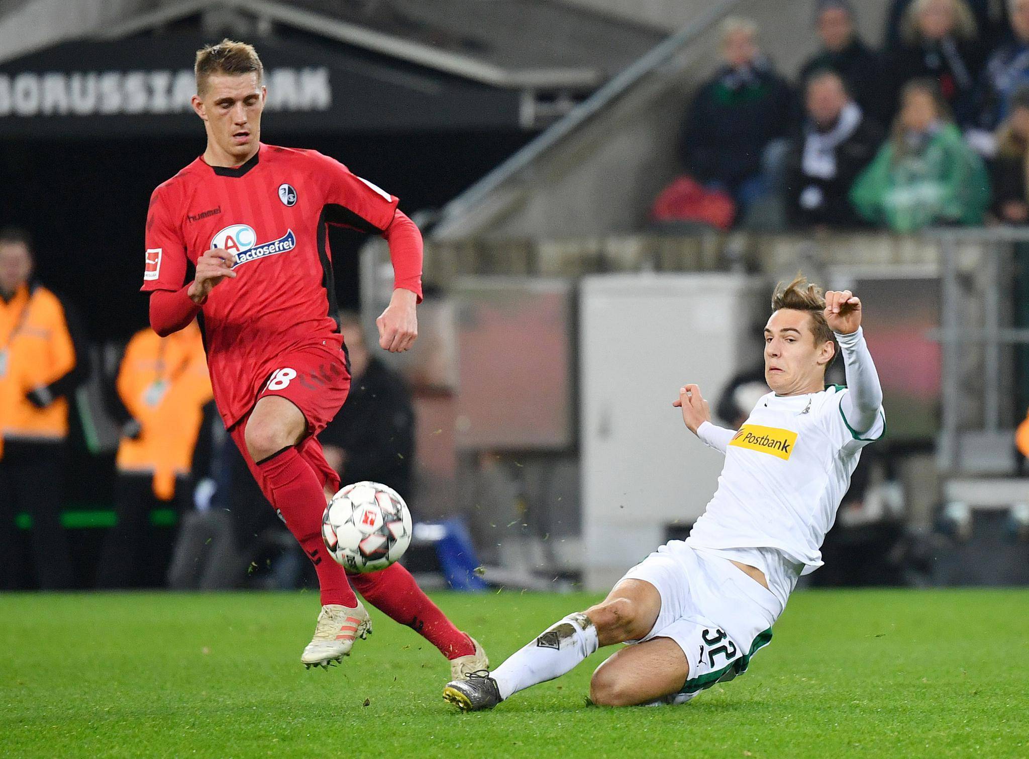 沃尔夫斯堡对阵弗赖堡的较量 沃尔夫斯堡对阵弗赖堡的较量