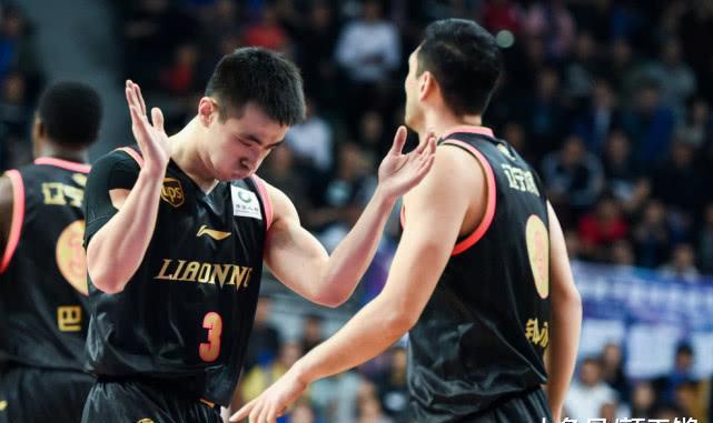 西藏男篮在胶着比赛中获胜,成功闯入下一轮的简单介绍 西藏男篮在胶着比赛中获胜,成功闯入下一轮的简单介绍