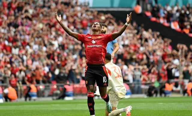 利物浦名将在沃尔夫斯堡独中两元,助球队获胜 利物浦名将在沃尔夫斯堡独中两元,助球队获胜