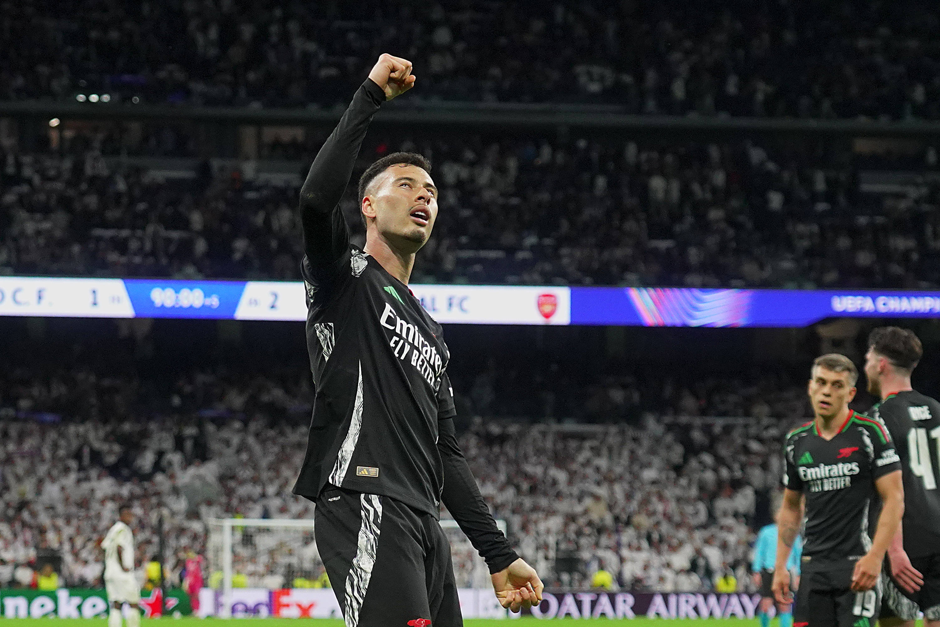 阿森纳客场大胜,锋线组合灵活进攻犀利 阿森纳客场大胜,锋线组合灵活进攻犀利