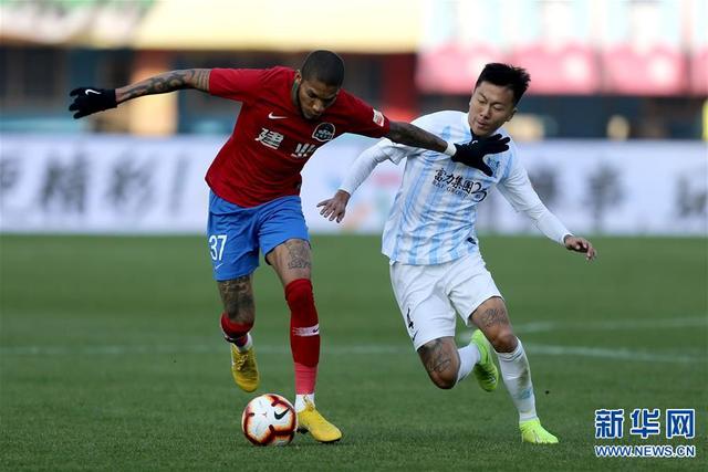 河南队在比赛中战胜湖南队，收获成功