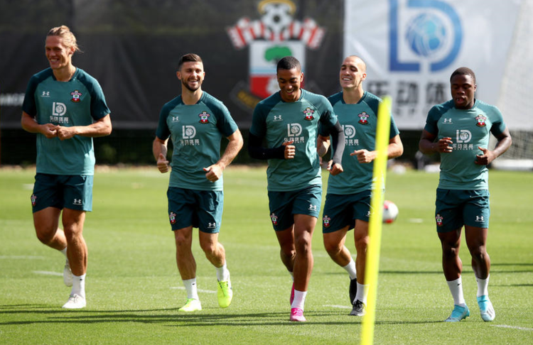 哥伦比亚横扫智利，加维刷新纪录的简单介绍