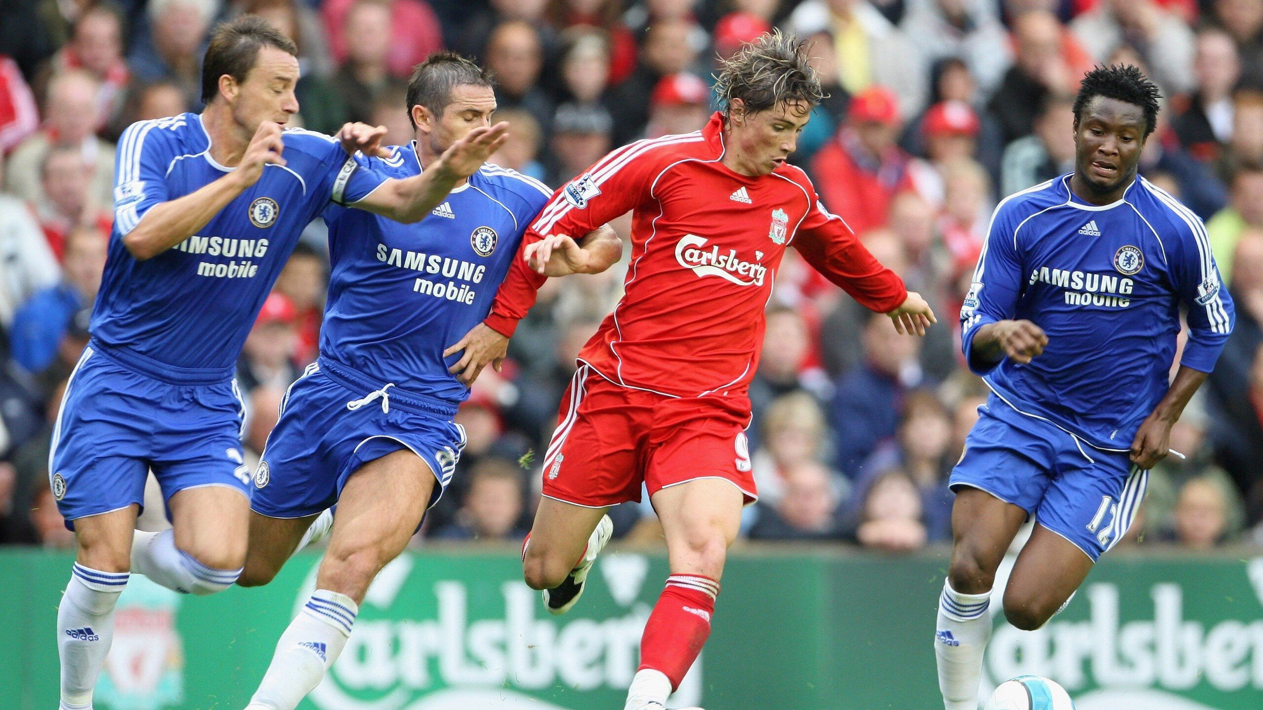 赛道与球场,当福克斯在F1街道赛接管比赛,勇士正与猛龙血拼